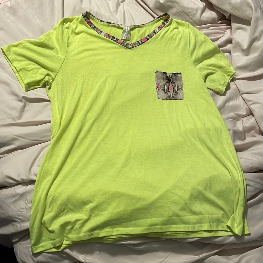 T shirt